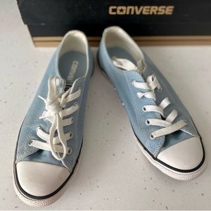Converse shoes Baby blue Size: 6
